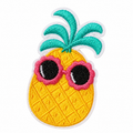 Ananas med solbriller – strygemærke